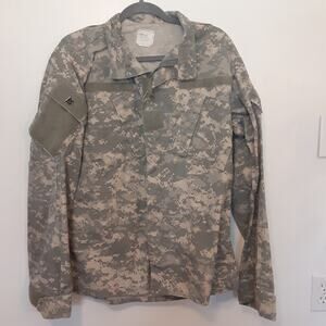 ACU US Army Combat Uniform Coat Size M Long 8415-01-519-8512 camouflage UCP